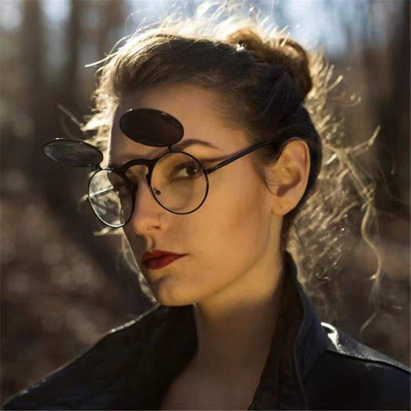 Kacamata Hitam Bulat Merah Ret - Glow In The Dark Party Glasses ulasan dan harga